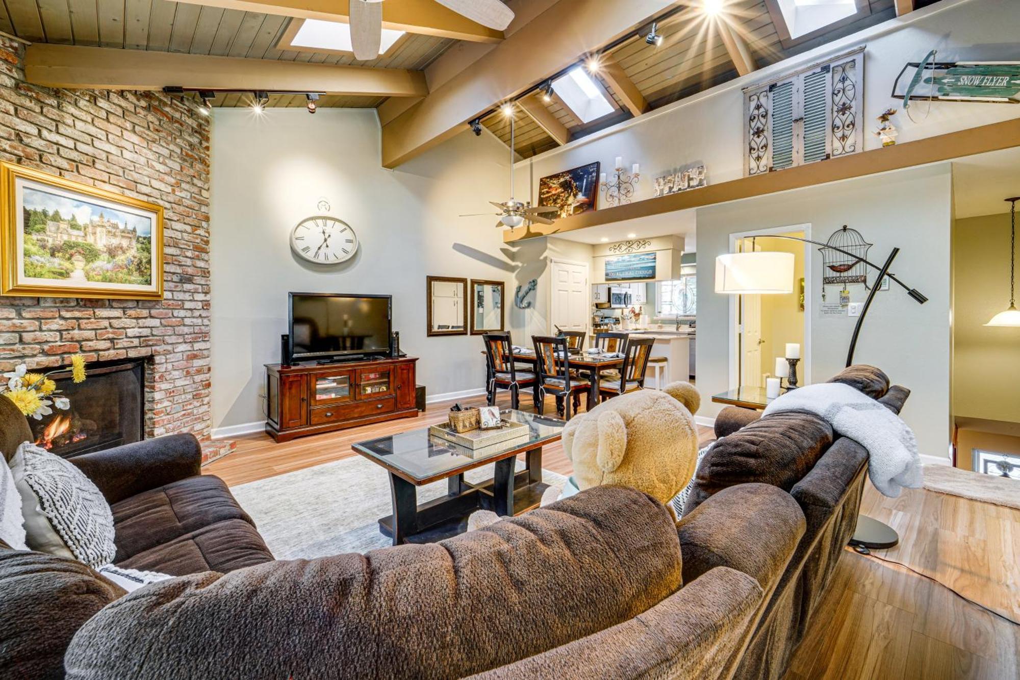 Tahoe Condo About 1 Mi To Diamond Peak Ski Resort! Инклайн-Виллидж Экстерьер фото